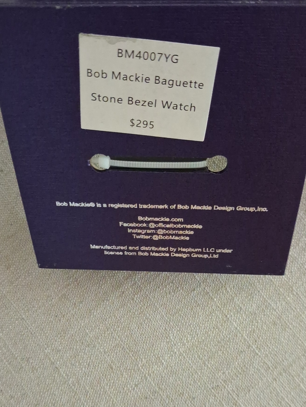 Bob Mackie Gold and White Women's Watch with Crystal Bezel. - Picture 4 of 6